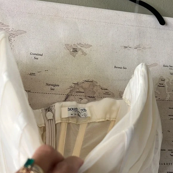 House of CB ‘Leila’ Ivory Mesh Strapless Corset Dress NWOT - Picture 12 of 15